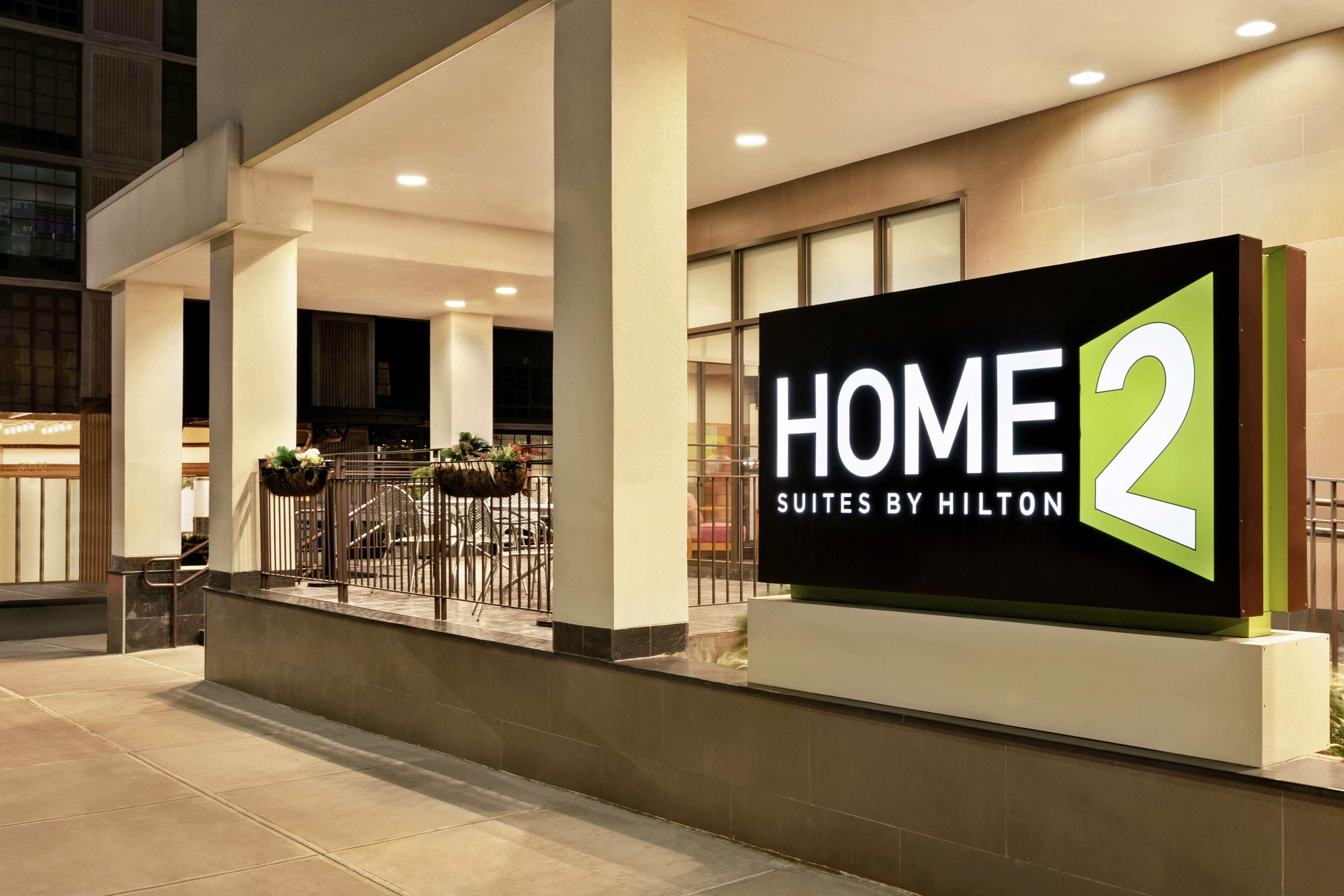 Home2 Suites Long Island City/Manhattan View New York Exterior photo